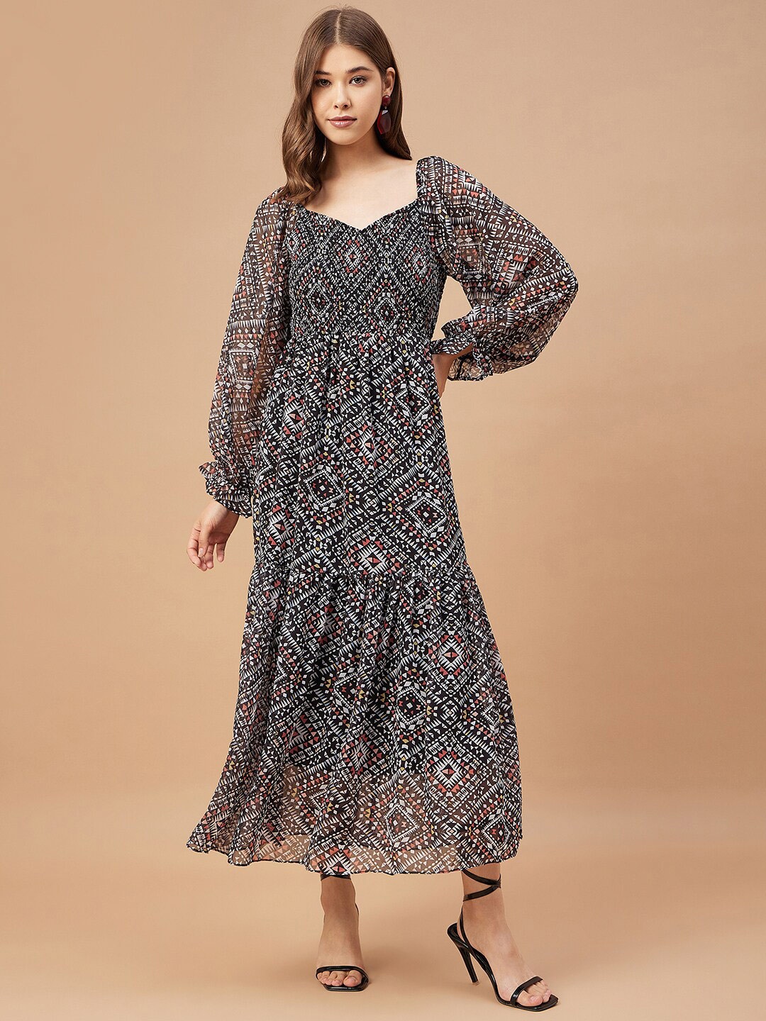 

Gipsy Geometric Printed Puff Sleeves Gathered Tiered Detail Midi A-Line Dress, Black