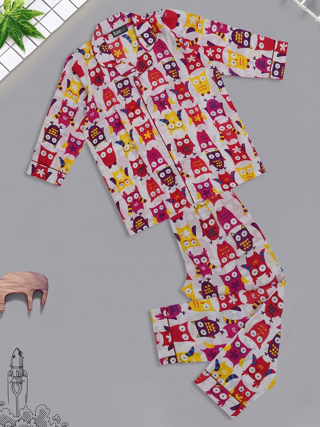 

BAESD Kids Graphic Printed Pure Cotton Night Suit, White