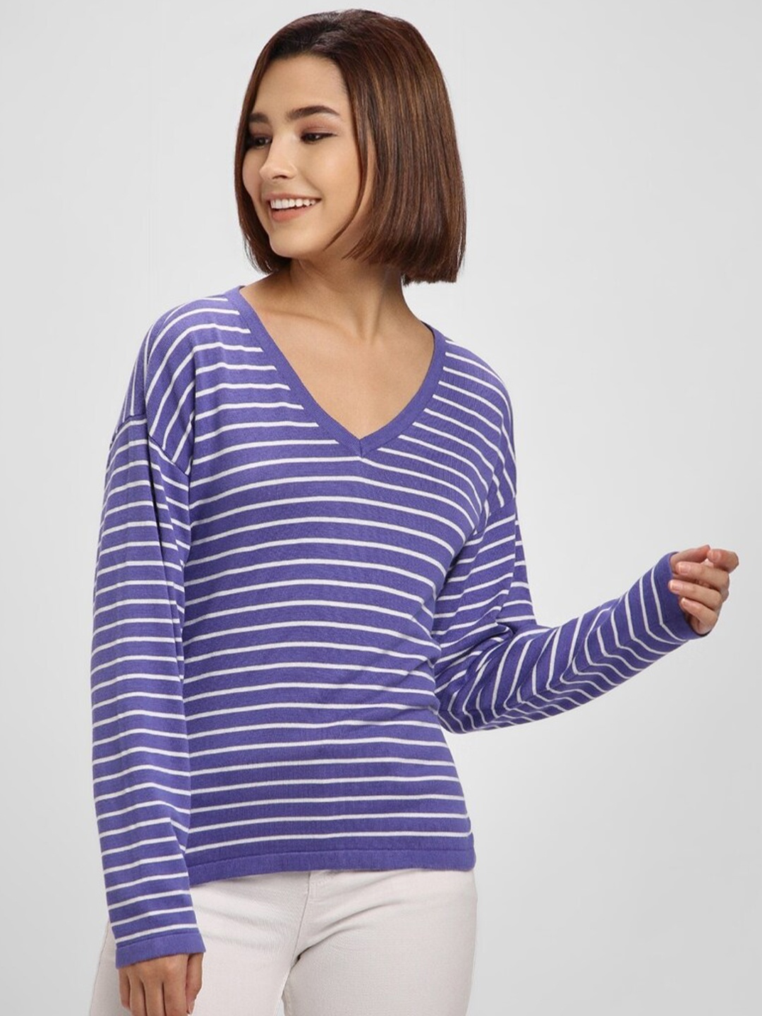 

FOREVER 21 Purple & White Striped V-Neck Drop-Shoulder Sleeves T-shirt