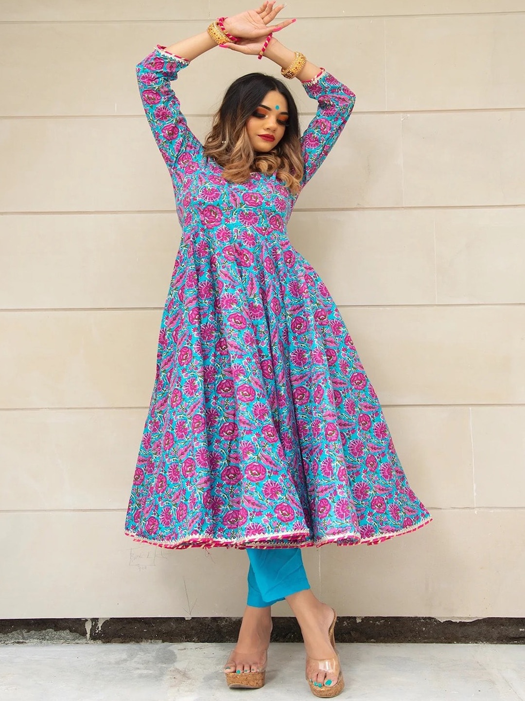 

Pomcha Floral Printed Gotta Patti Anarkali Kurta With Trousers And Dupatta, Blue