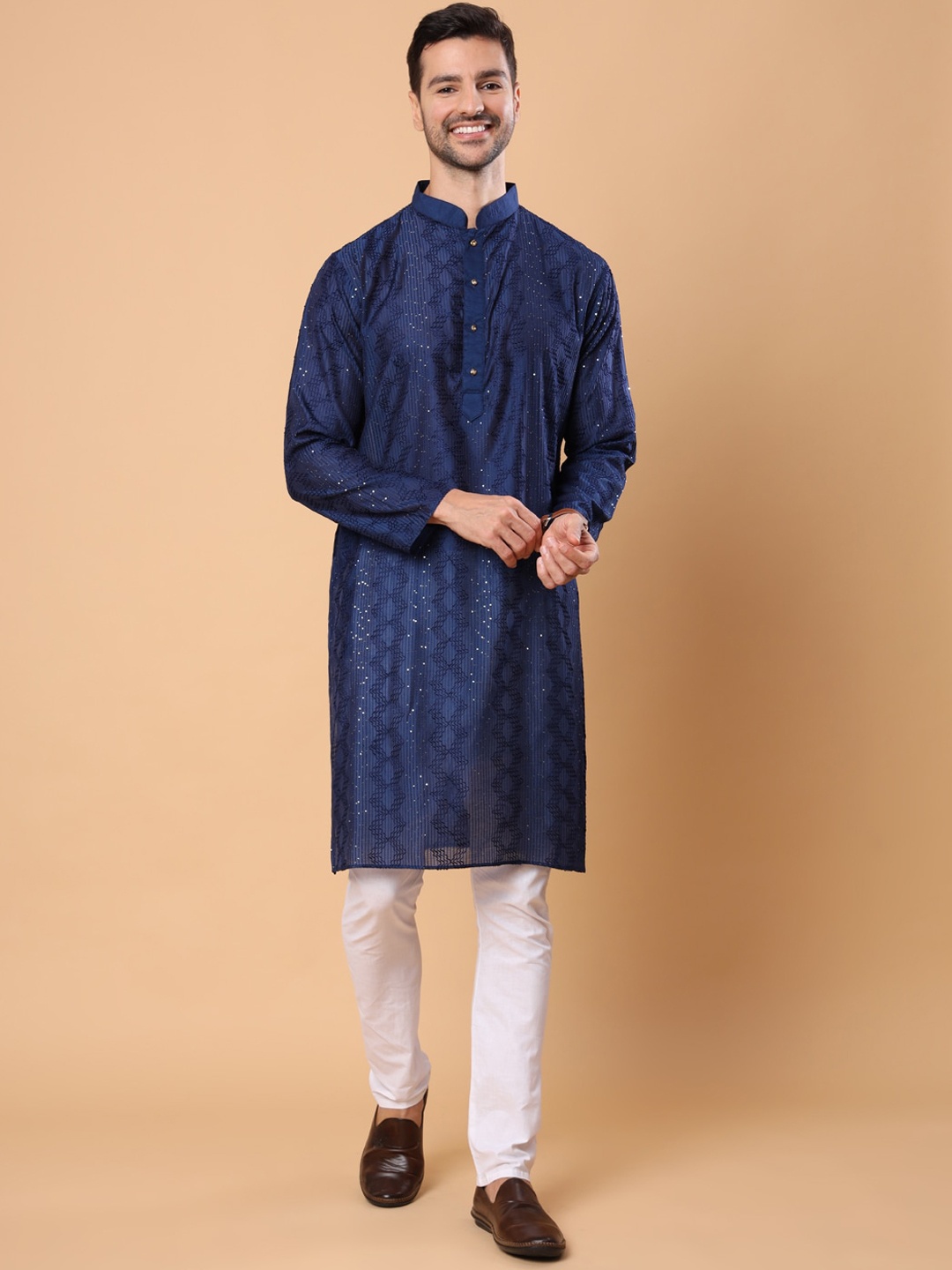 

House of Pataudi Embroidered Sequins Straight Kurta, Navy blue