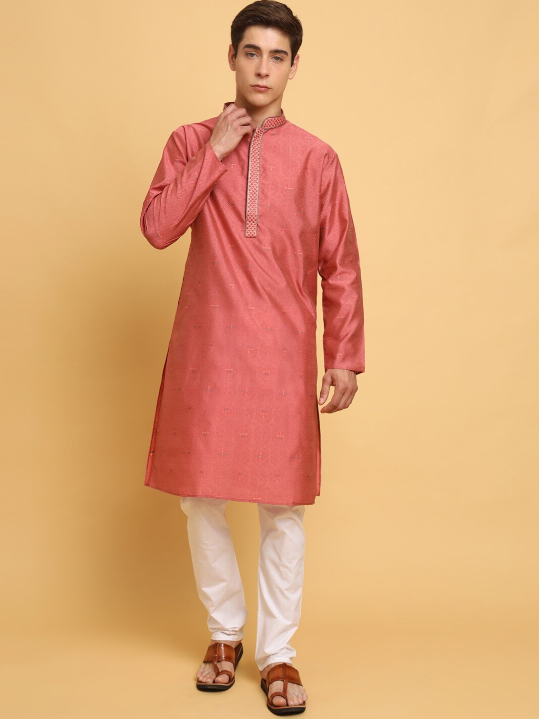 

House of Pataudi Maroon Mandarin Collar Long Sleeve Straight Kurtas, Rose