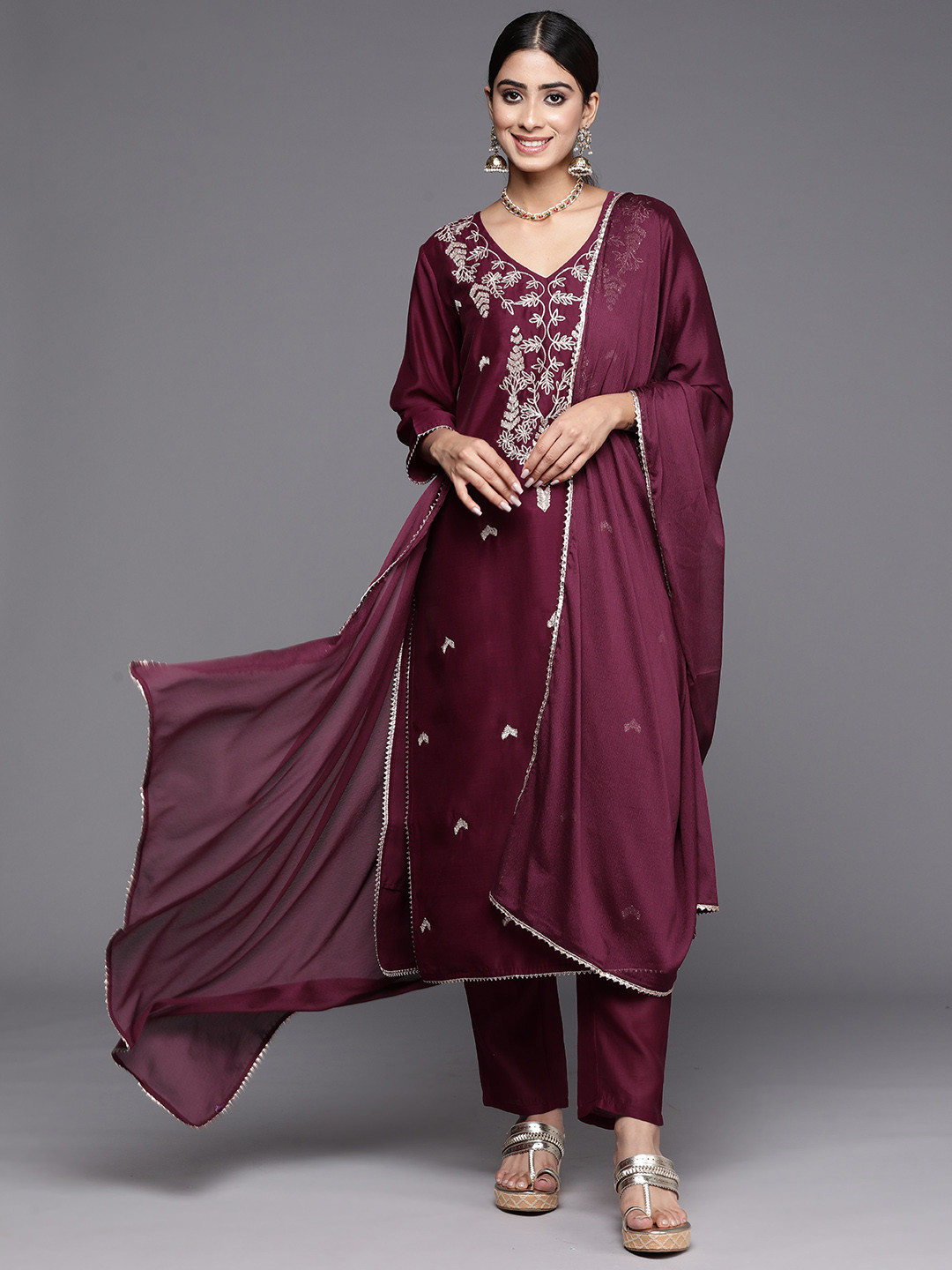 

Libas Floral Embroidered Regular Gotta Patti Chanderi Silk Kurta with Trousers & Dupatta, Burgundy