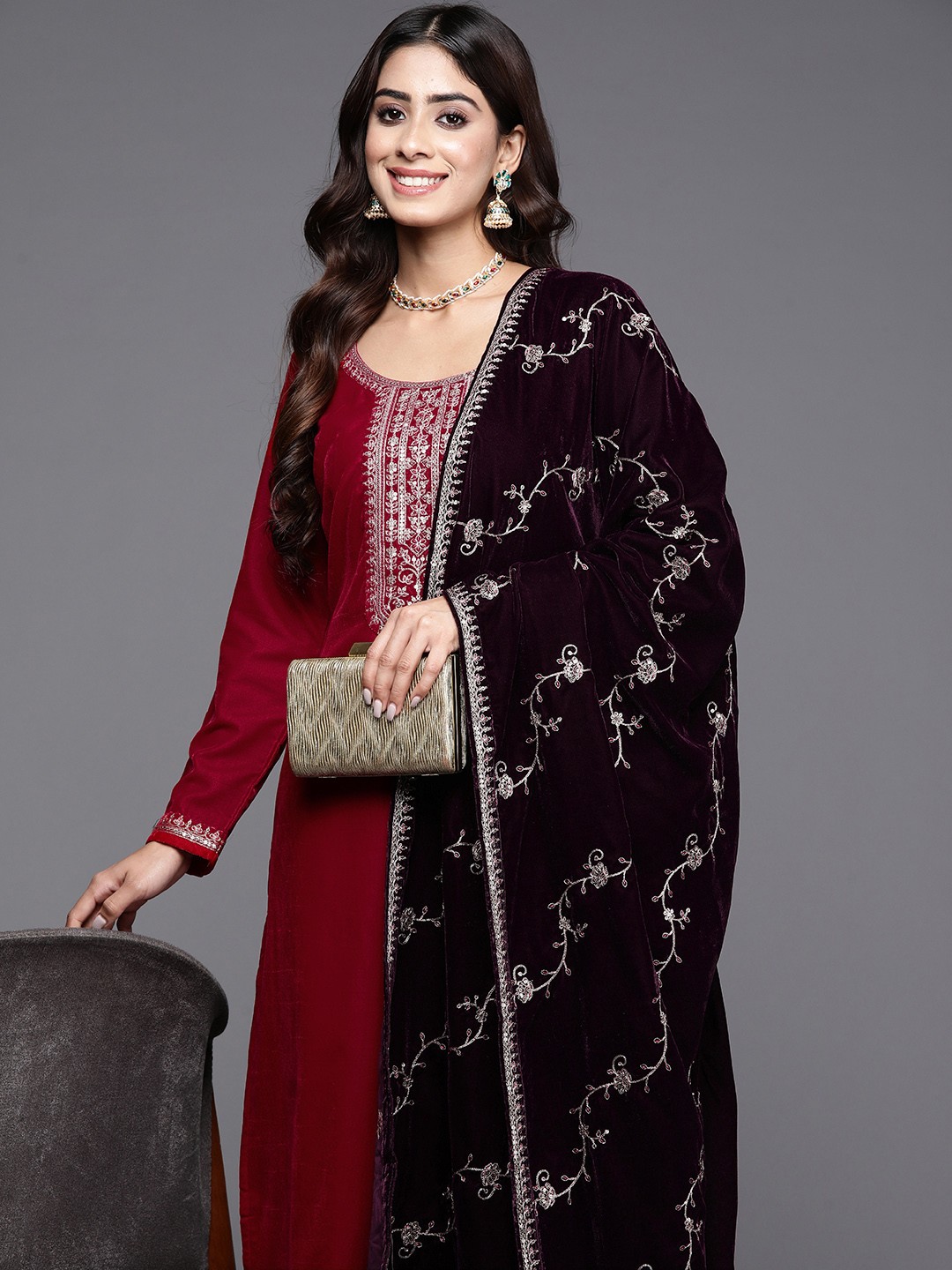 

Libas Floral Embroidered Regular Sequinned Velvet Kurta with Trousers & Dupatta, Pink