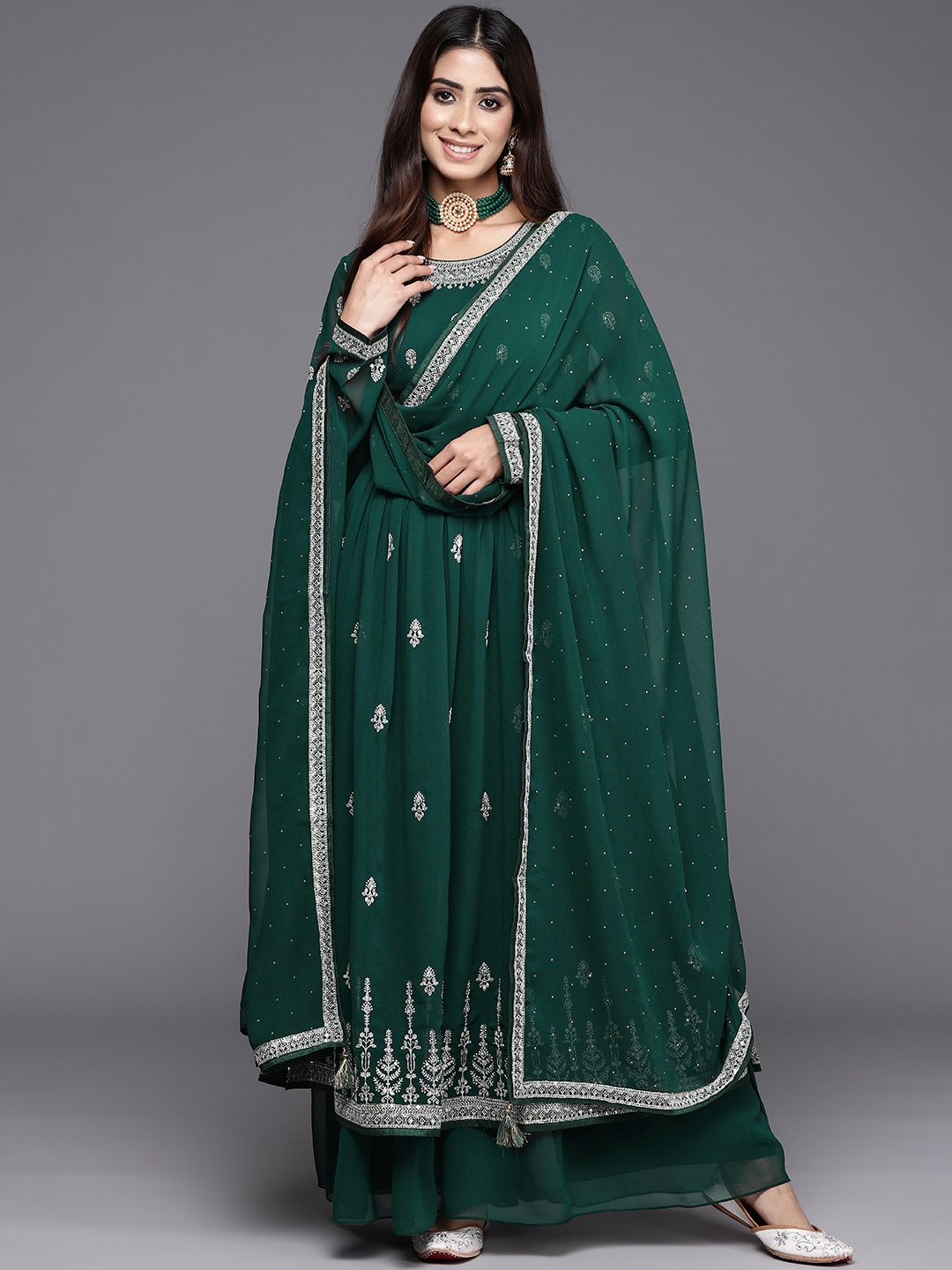 

Libas Ethnic Motifs Embroidered High Slit Sequinned Kurta with Palazzos & Dupatta, Green