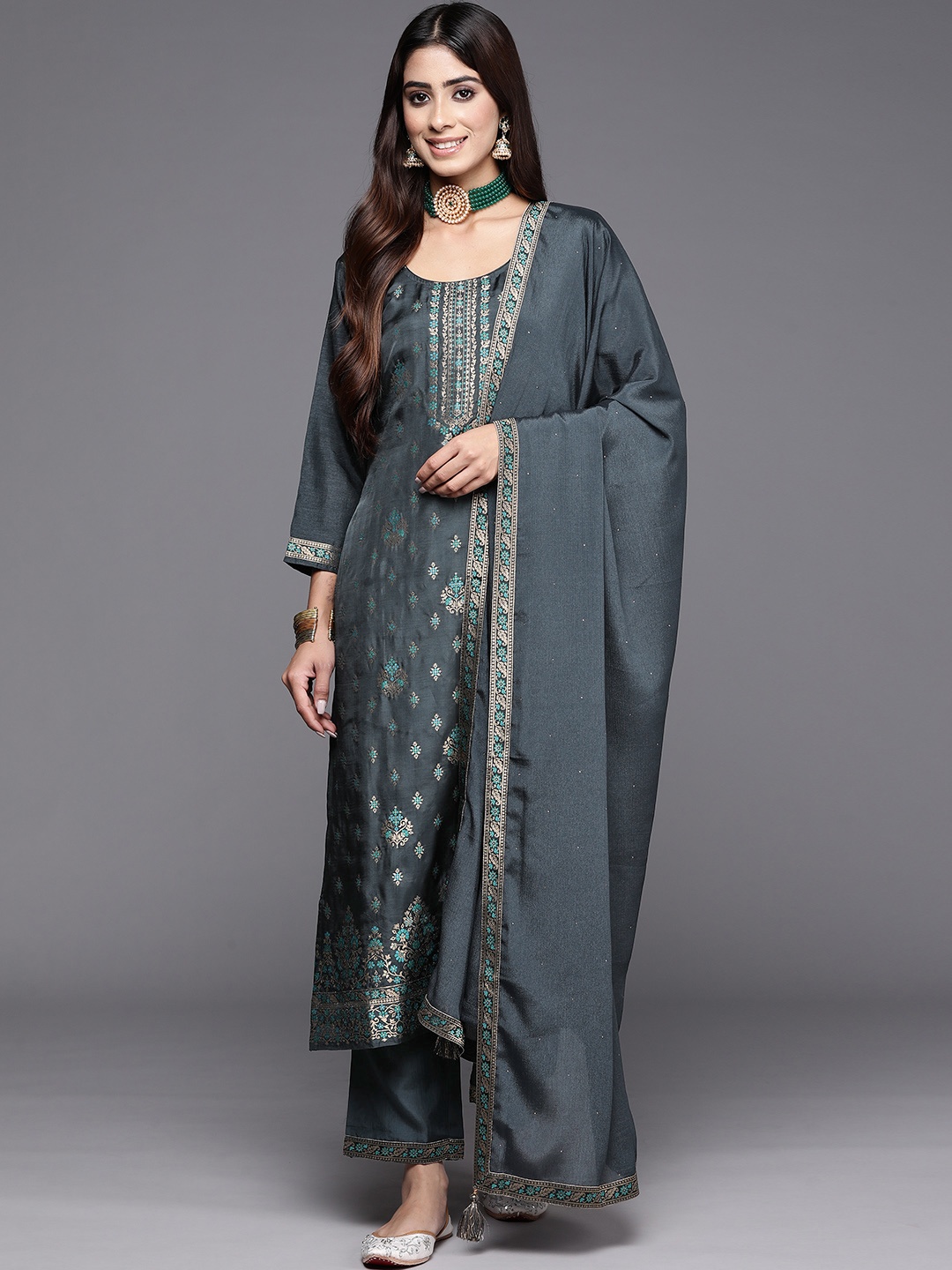 

Libas Ethnic Motifs Regular Kurta with Trousers & Dupatta, Grey