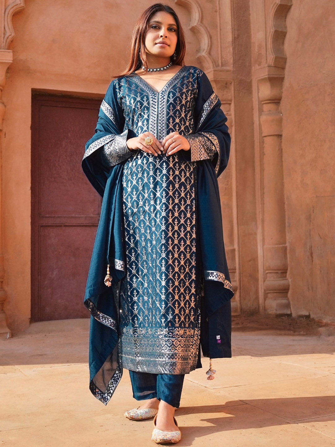 

Libas Ethnic Motifs Embroidered Regular Sequinned Kurta with Trousers & Dupatta, Teal