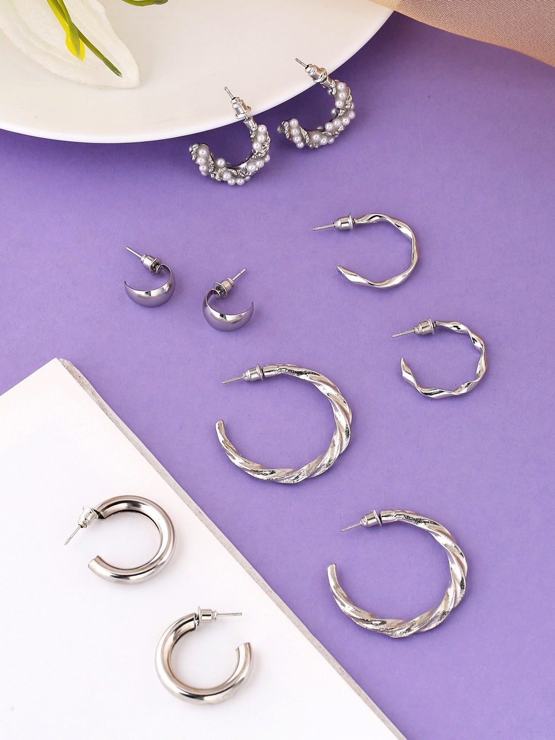 

DressBerry Silver-Toned Set Of 6 Silver-Plated Contemporary Half Hoop Earrings