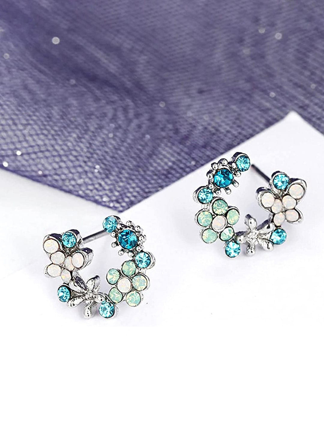 

DressBerry Silver-Plated Contemporary Studs Earrings