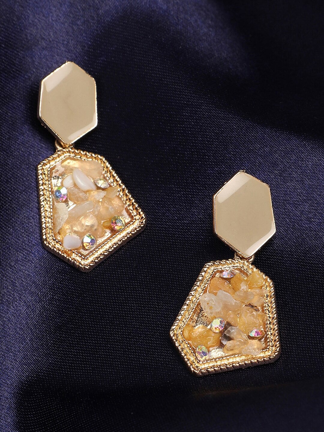 

DressBerry Artificial Stones Contemporary Drop Earrings, White