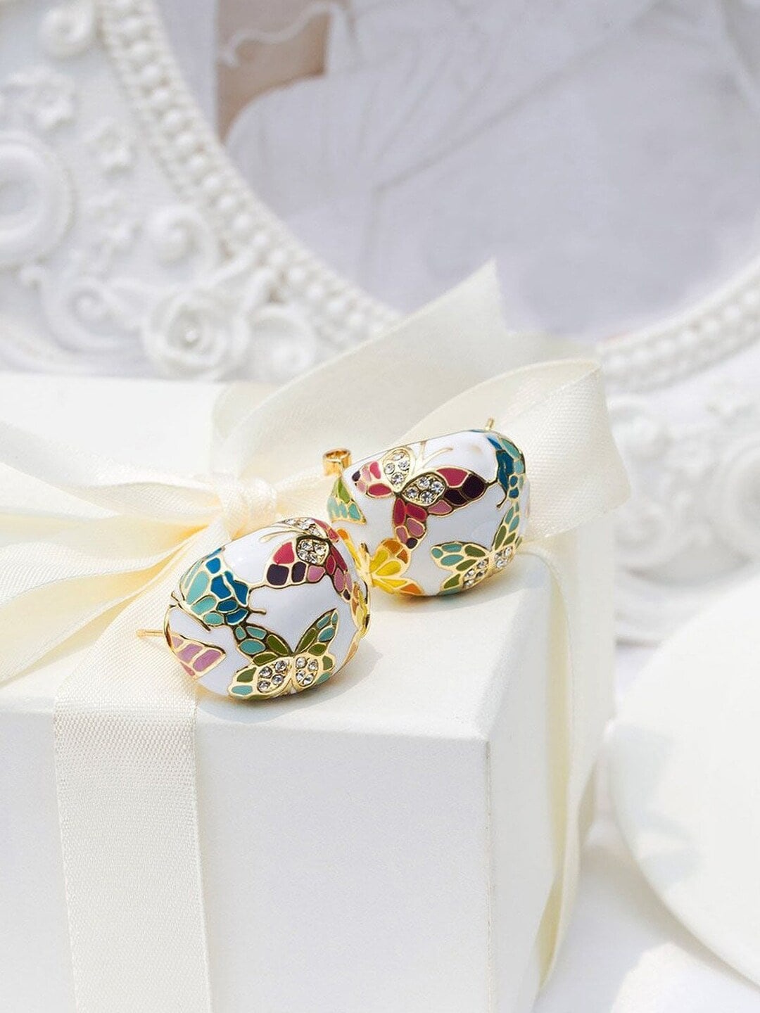

DressBerry Gold-Toned Gold-Plated Contemporary Studs Earrings