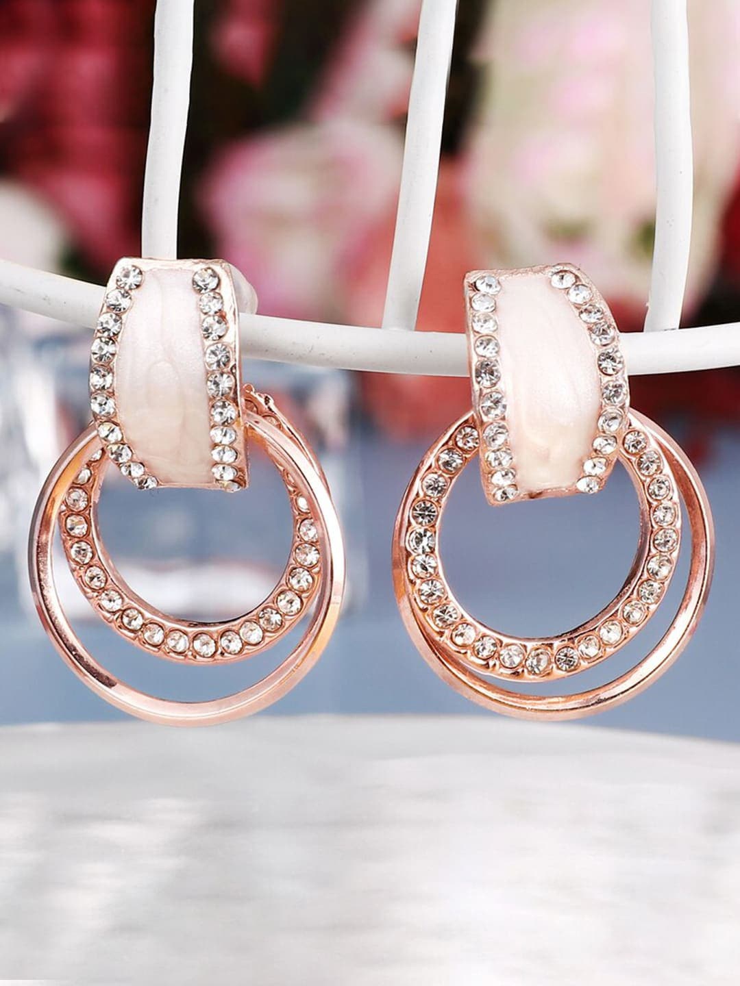 

DressBerry Rose Gold-Plated Contemporary Drop Earrings