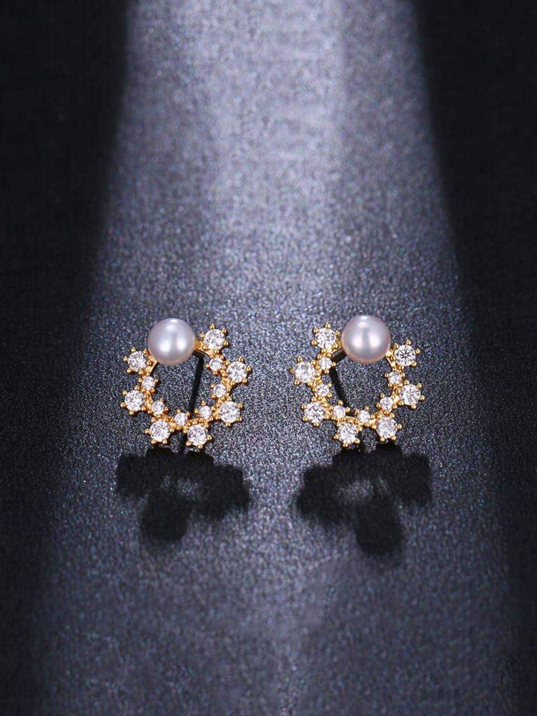 

DressBerry Gold-Plated Floral Crystals Studs Earrings