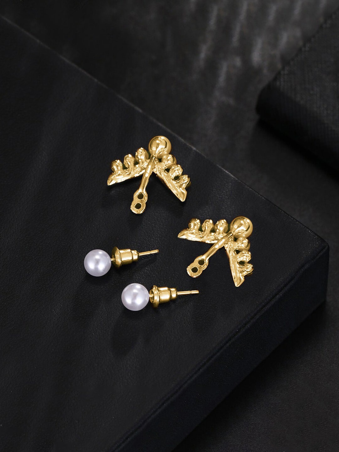 

DressBerry Gold-Toned Gold-Plated Geometric Drop Earrings