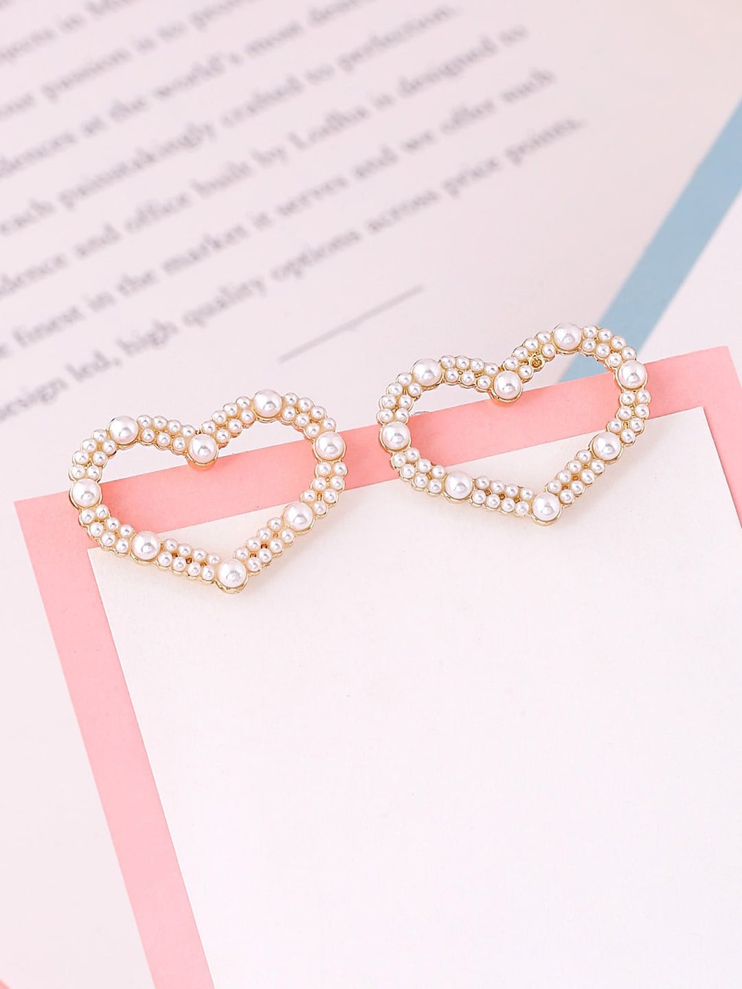 

DressBerry Gold Plated Heart Shaped Studs Earrings