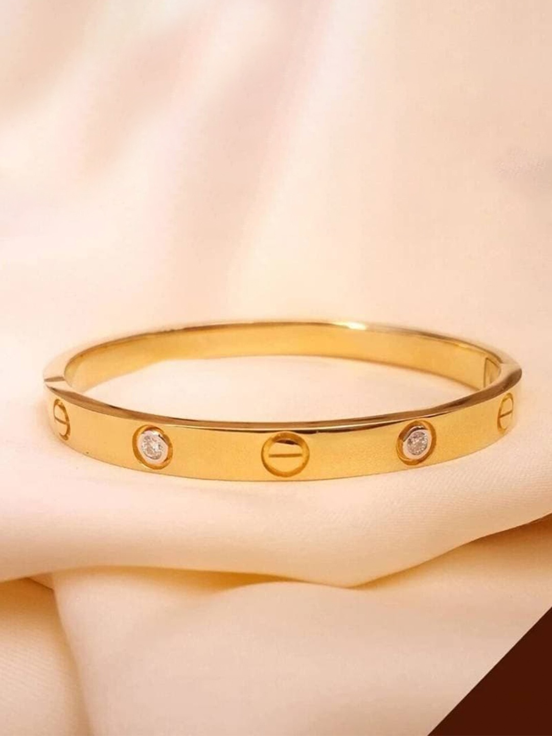 

VIEN Cubic Zirconia Gold-Plated Bangle-Style Bracelet