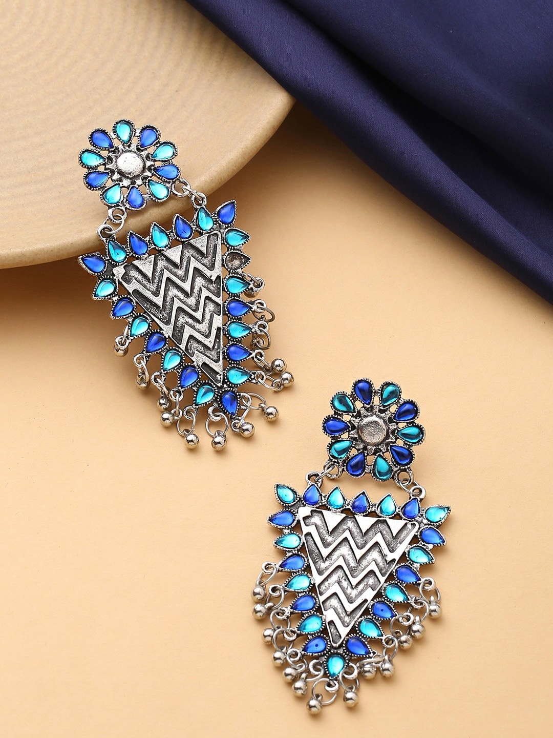 

Sangria Silver-Plated Triangular Stone Studded Drop Earrings