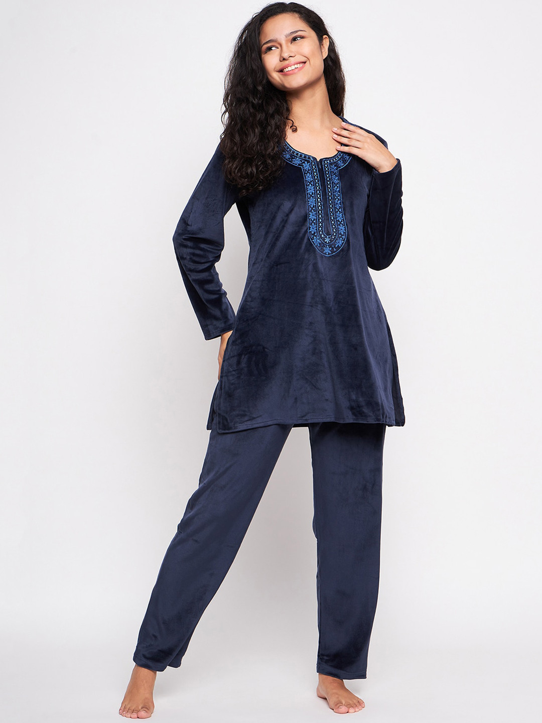 

Camey Floral Embroidered Round Neck Long Sleeves Velvet Kurti & Pyjamas, Navy blue