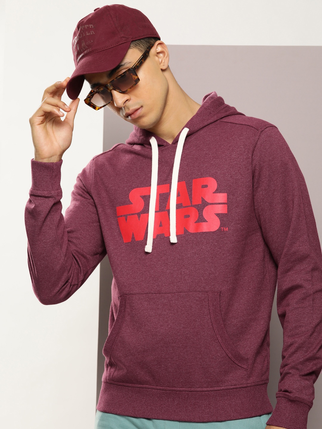 

Kook N Keech Men Typography Printed Hooded Sweatshirt, Maroon