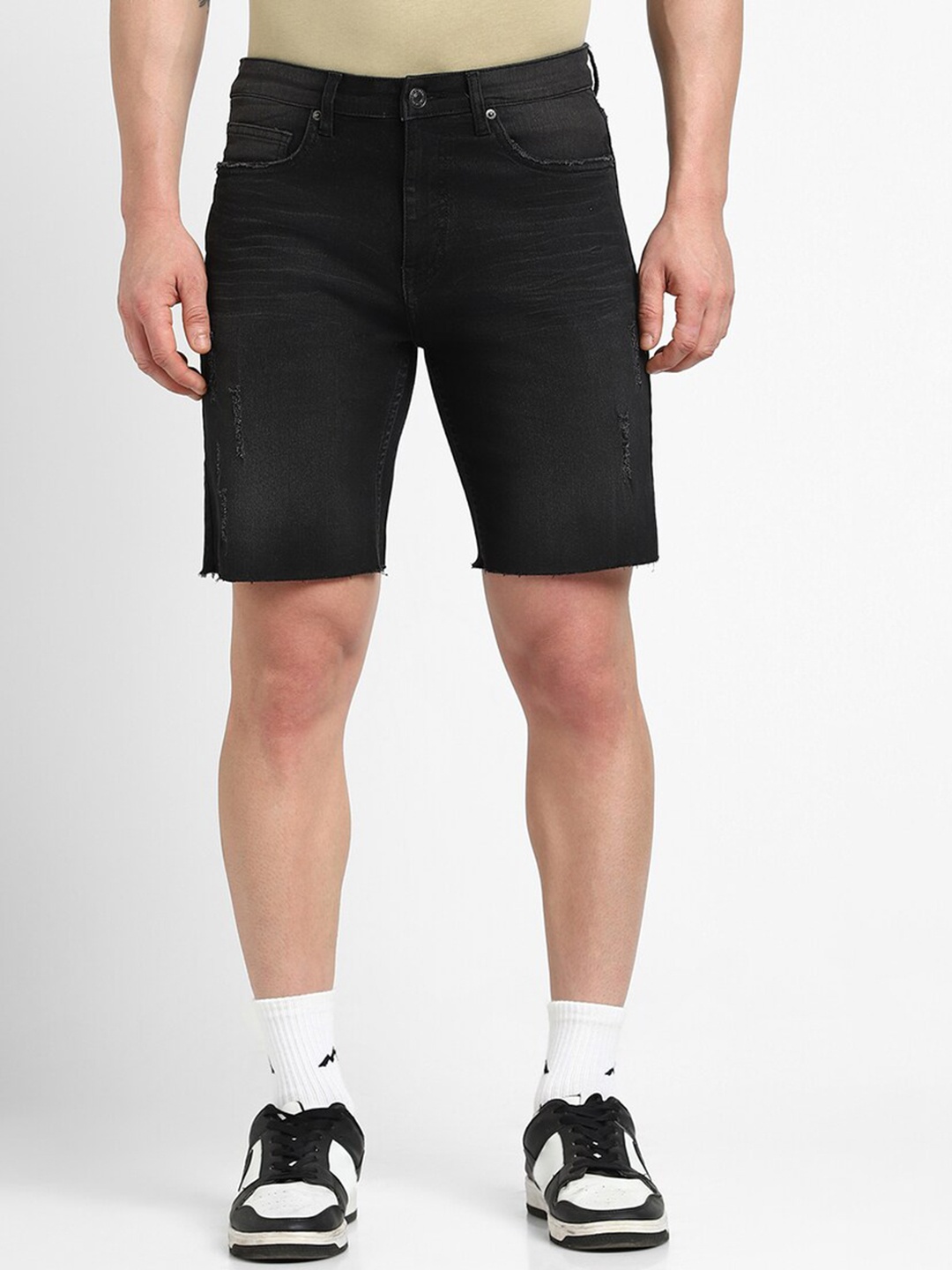 

FOREVER 21 Men Mid-Raise Regular Fit Denim Shorts, Black