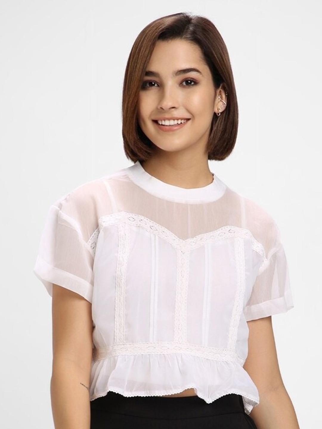 

FOREVER 21 White Lace Inserts Crop Peplum Top