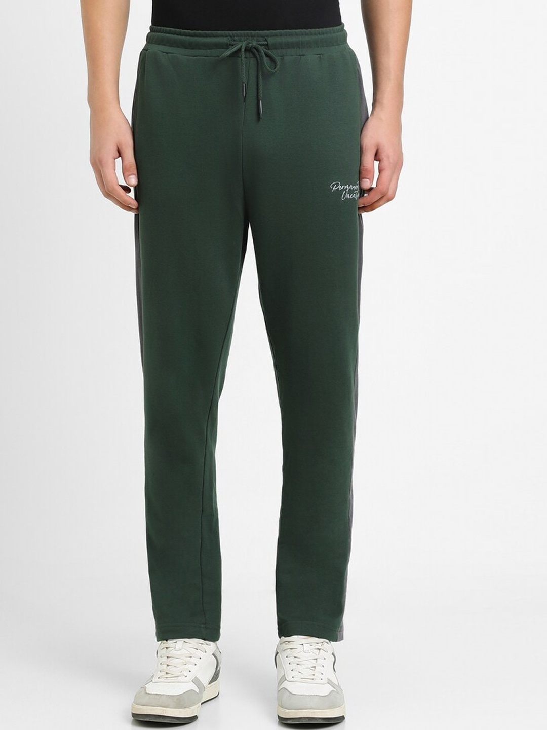

FOREVER 21 Men Mid-Rise Track Pants, Green
