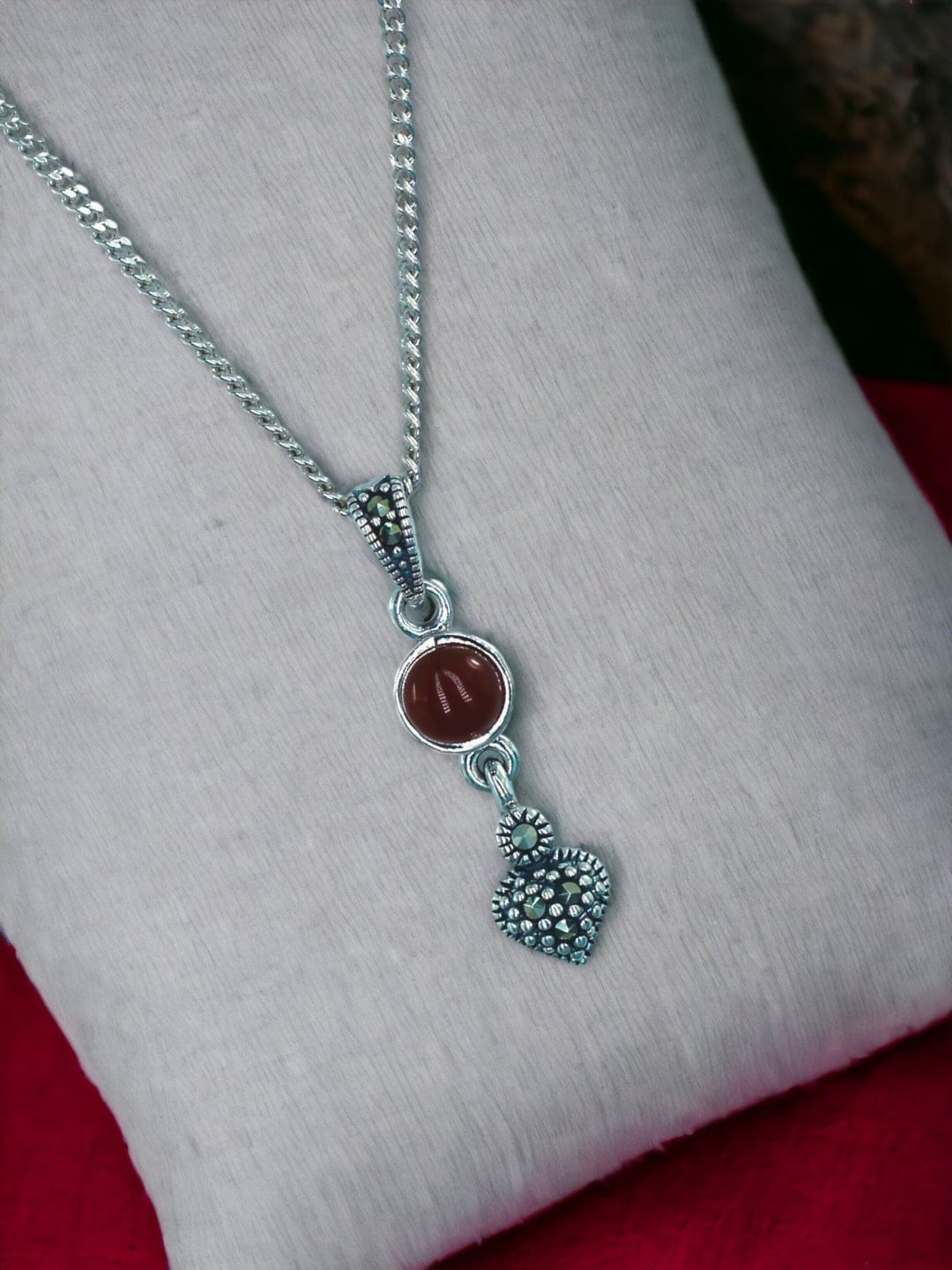 

Taraash 925 Sterling Silver Cubic Zirconia-Studded Pendant With Chain