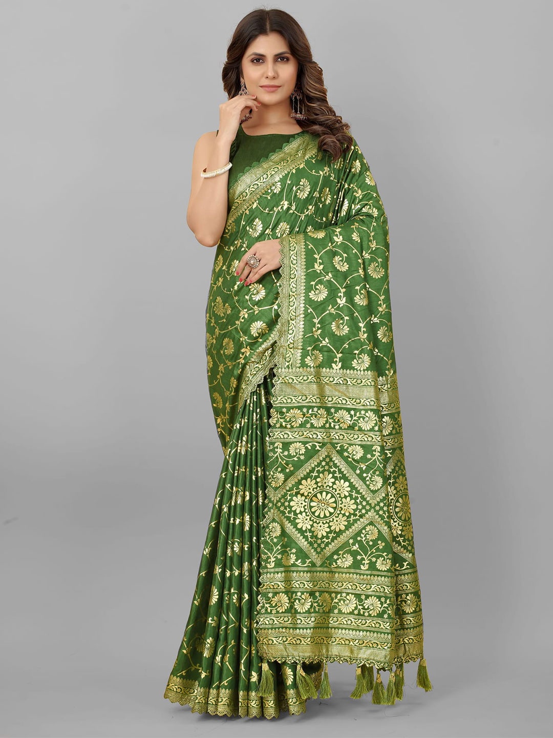 

Mitera Ethnic Motifs Woven Design Zari Saree, Green