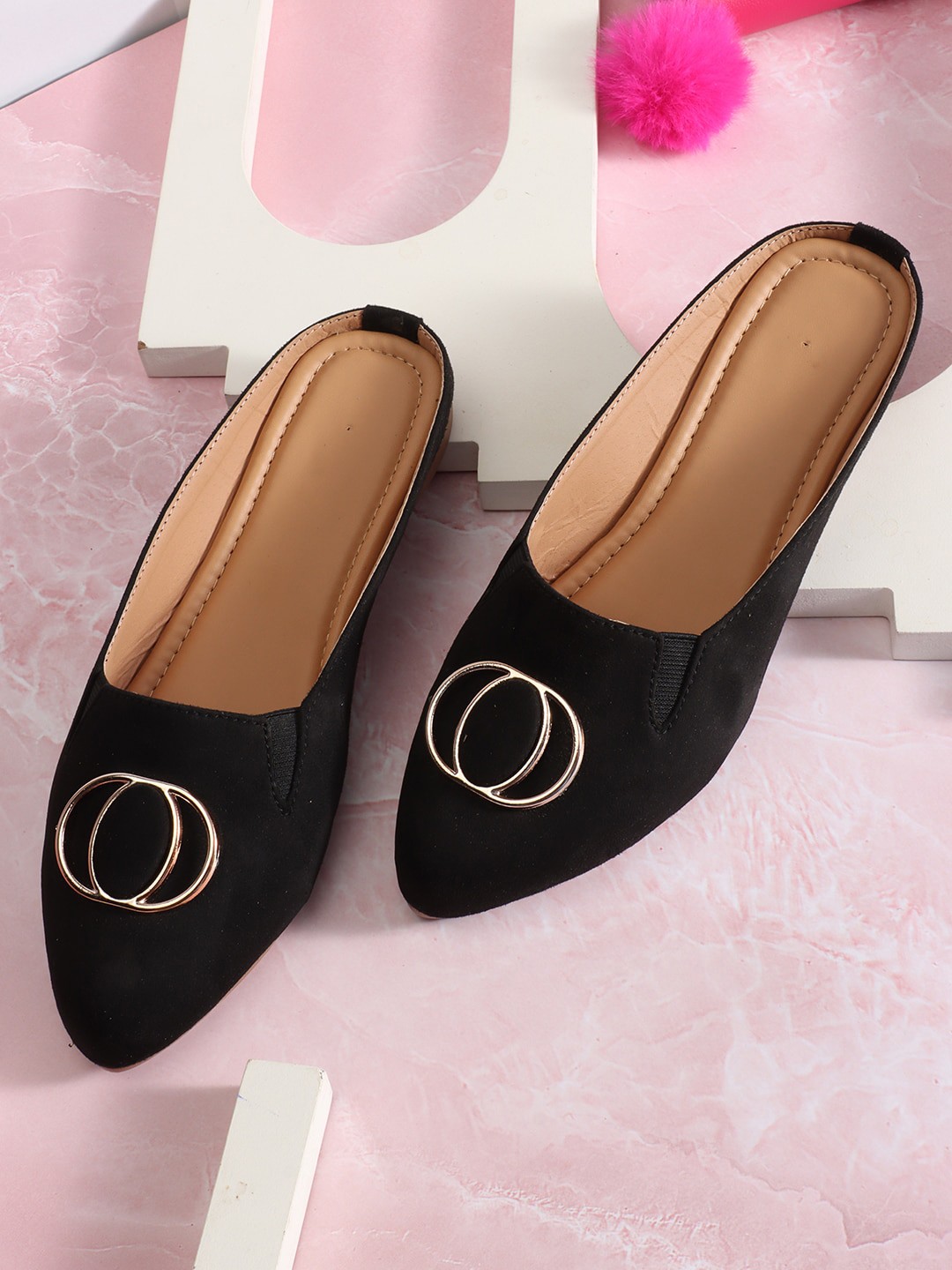 

PERY PAO Women Black Colourblocked Fashion
