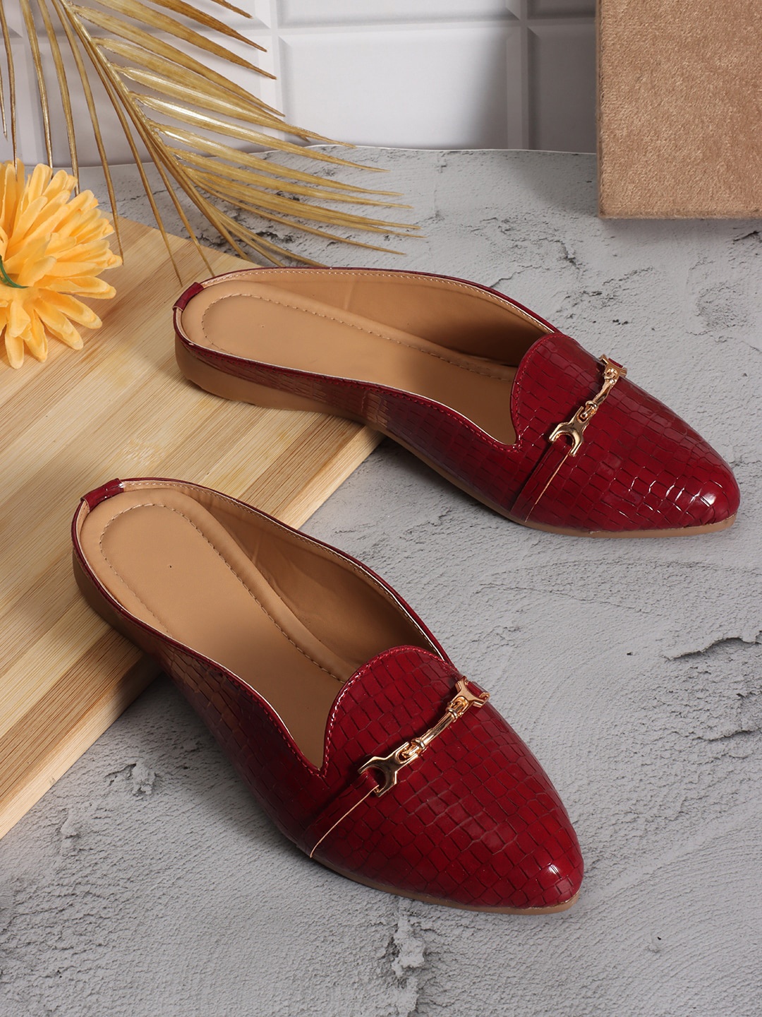 

PERY PAO Animal Textured Mules, Maroon