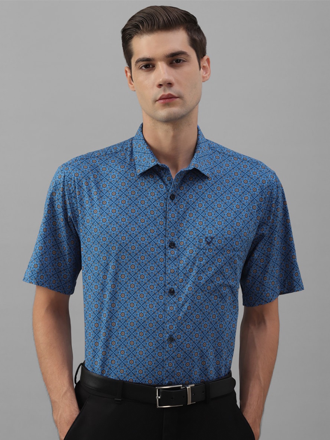 

Allen Solly Slim Fit Opaque Printed Pure Cotton Formal Shirt, Blue