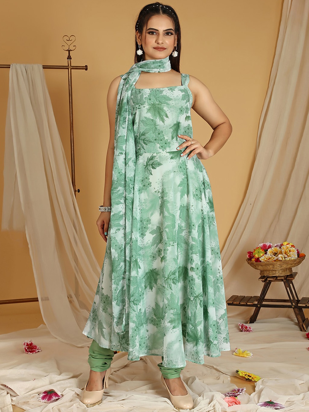 

KALINI Floral Printed Regular Kurta with Churidar & With Dupatta, Green