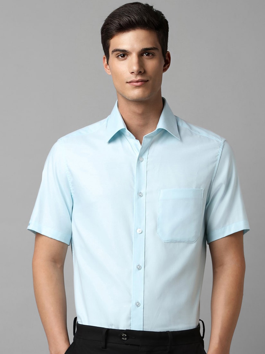 

Louis Philippe Spread Collar Regular Fit Opaque Cotton Formal Shirt, Blue