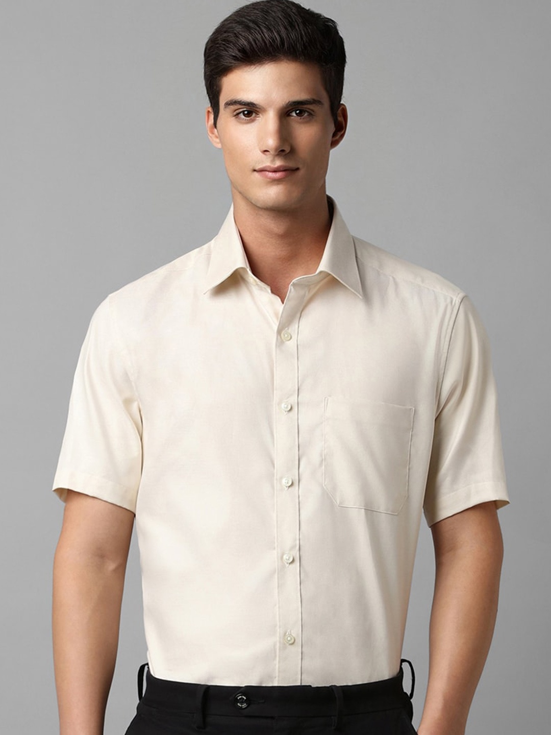 

Louis Philippe Spread Collar Regular Fit Opaque Cotton Formal Shirt, Cream