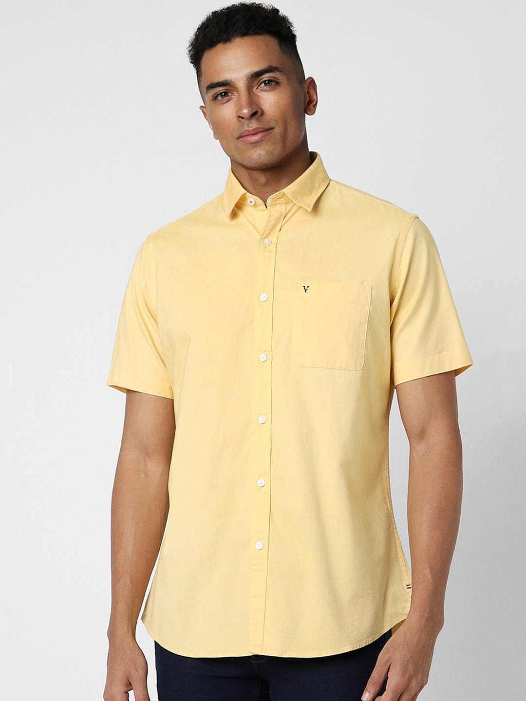 

Van Heusen Sport Slim Fit Spread Collar Pure Cotton Casual Shirt, Yellow