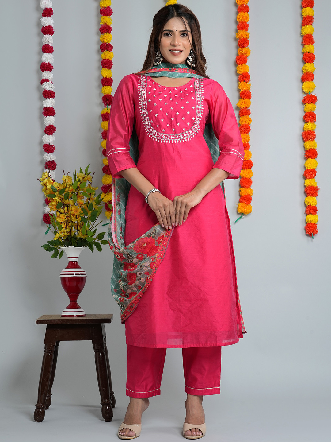 

HERE&NOW Pink Floral Yoke Design Thread Work Chanderi Cotton Kurta with Trousers & Dupatta
