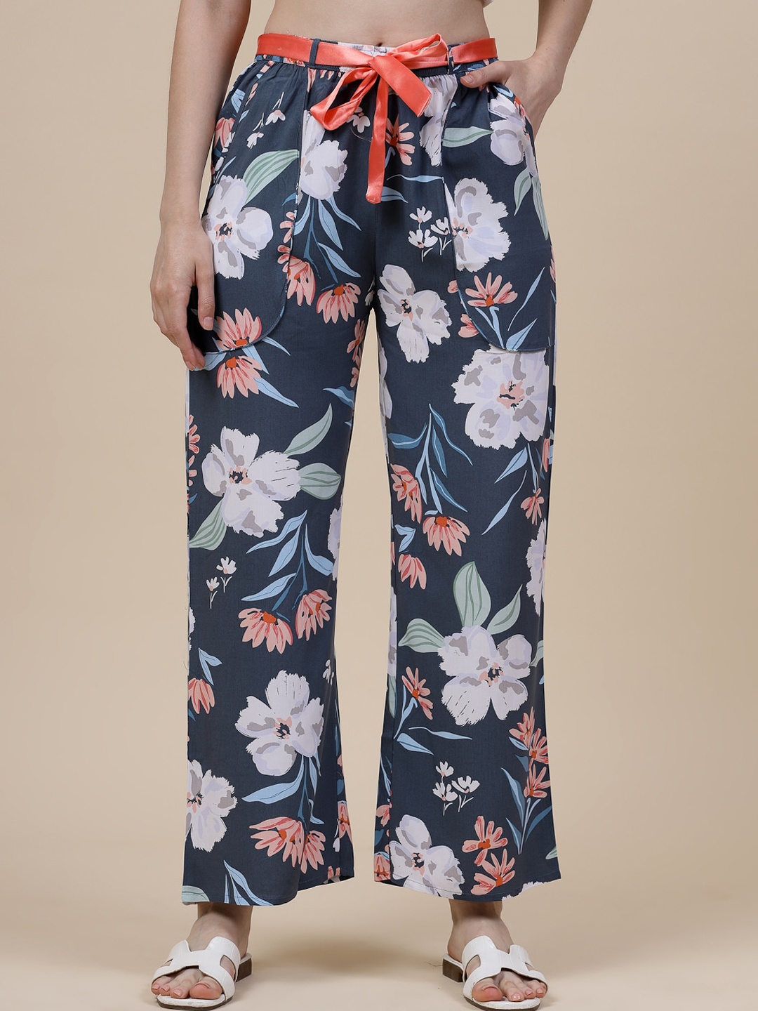 

Sweet Dreams Women Navy Blue Printed Flared Lounge Pants