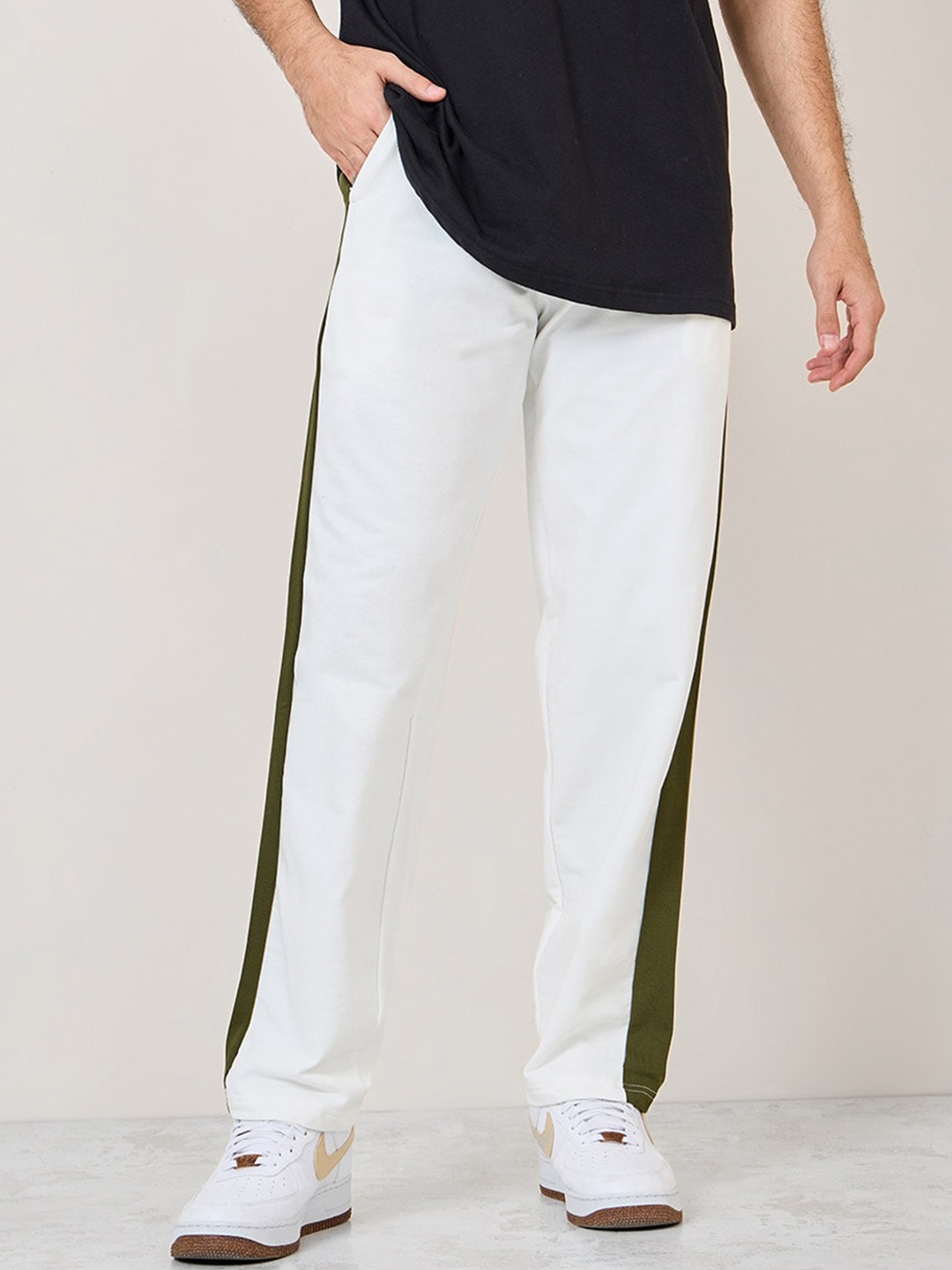 

Styli Men Cream-Coloured Relaxed Fit Pure Cotton Track Pants