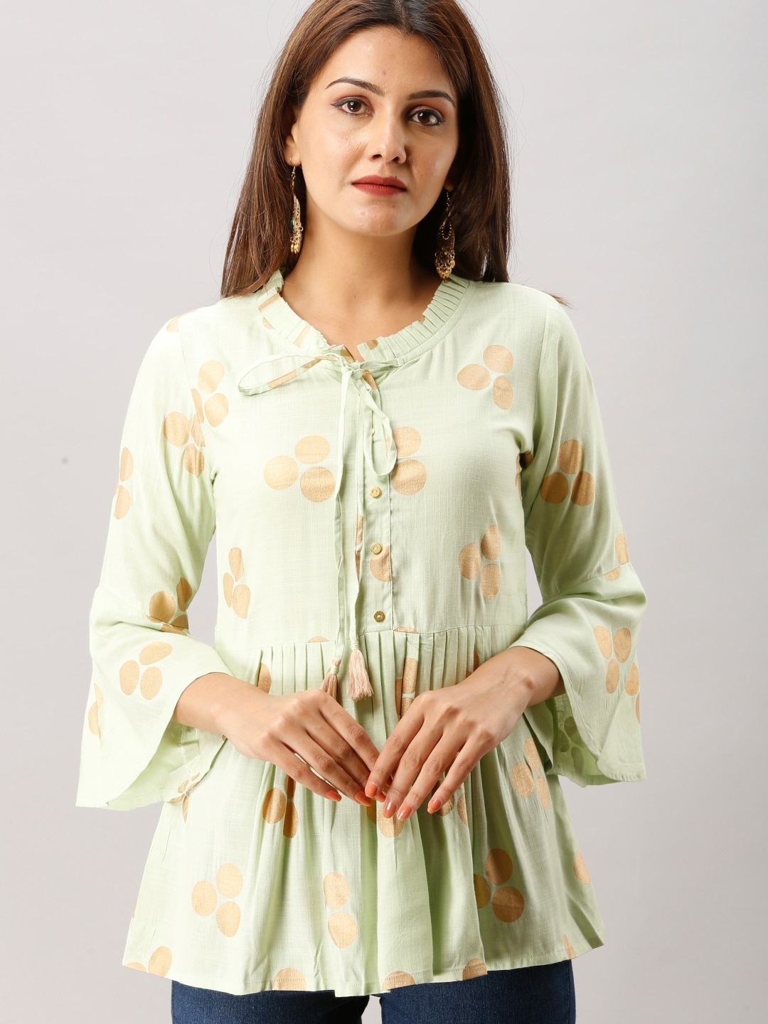 

Maishi Green & Beige Geometric Printed Pleated Kurti