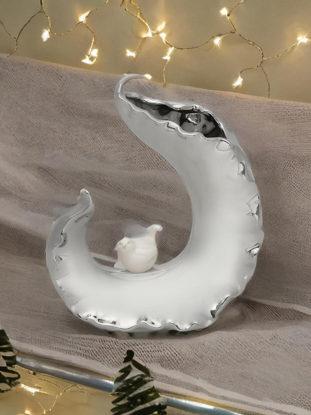

Athome by Nilkamal White Textured Bird On Wings Ceramic Figurine Showpiece, Silver