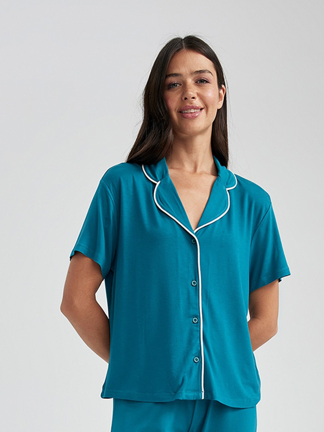 

DeFacto Lapel Collar Night suit, Blue