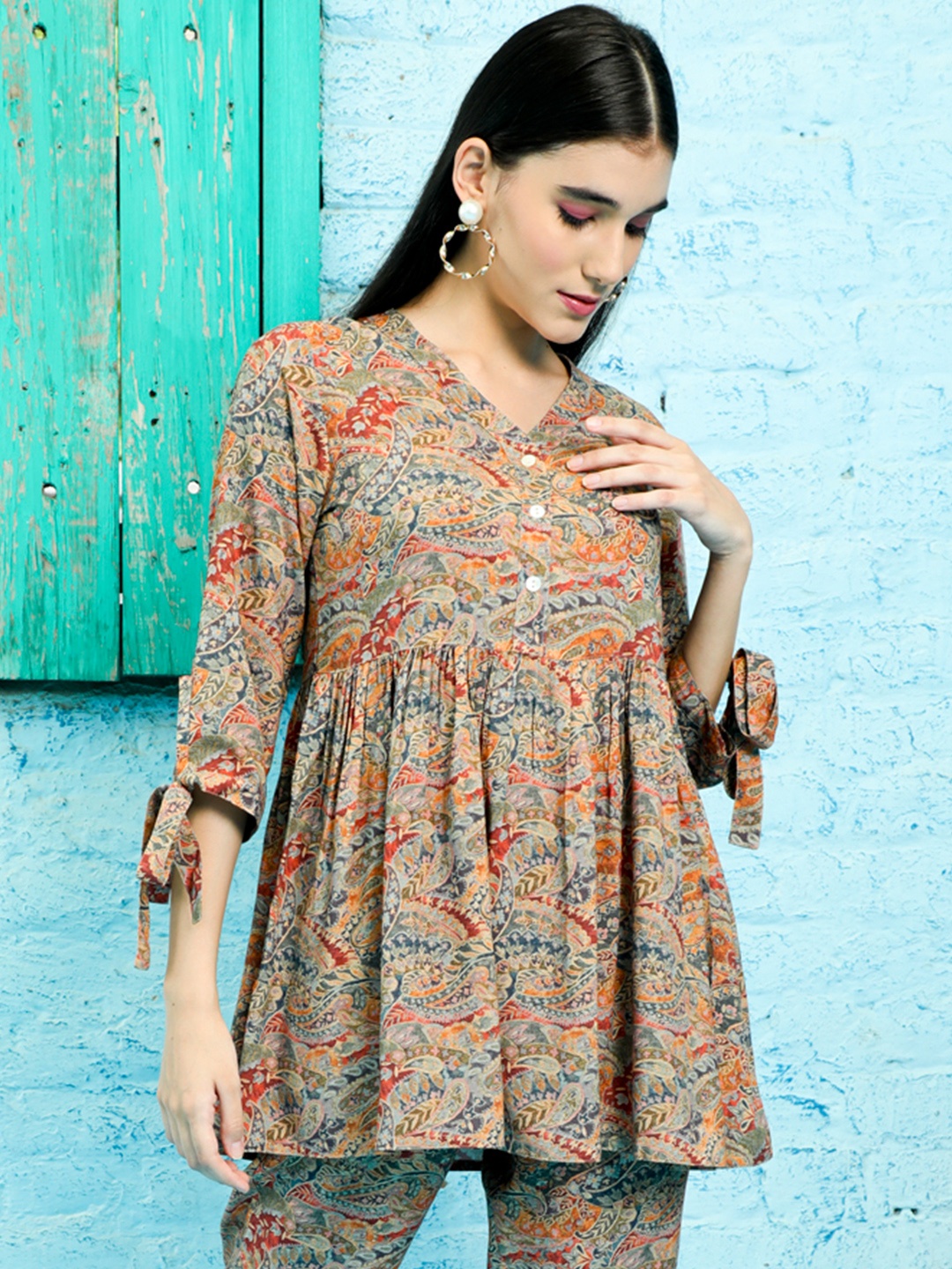 

Jaipur Kurti Paisley Printed Peplum Short Kurta With Pants Co-ord Set, Brown