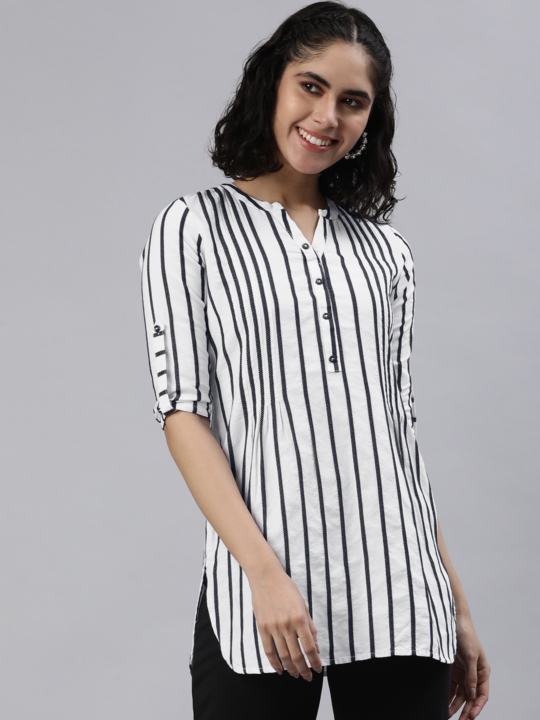 

ETIQUETTE Striped Pure Cotton Kurti, White