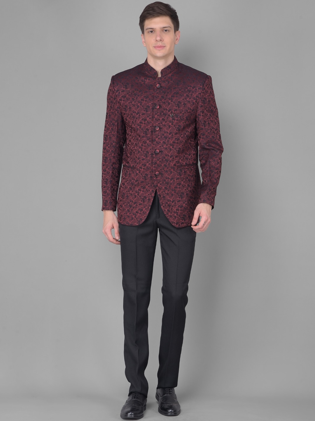 

Canary London Men Floral-Design Slim Fit Bandhgala Two-Piece Suit, Maroon