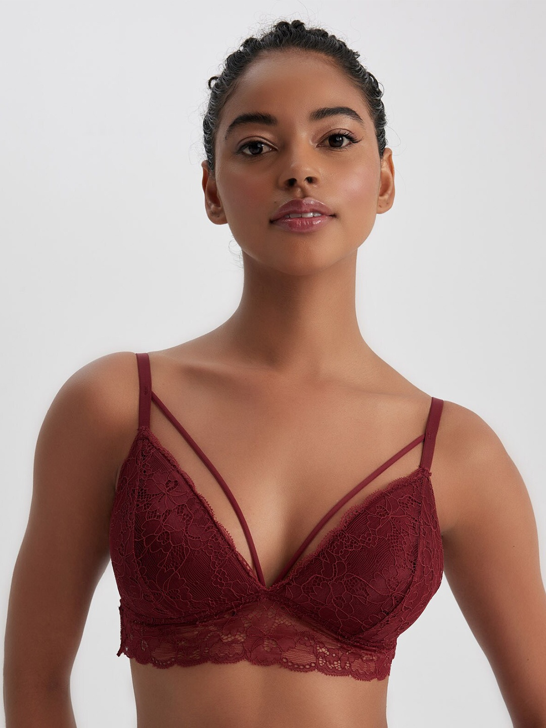 

DeFacto Floral Laced Everyday Bra Full Coverage All Day Comfort Underwired Lightly Padded, Maroon