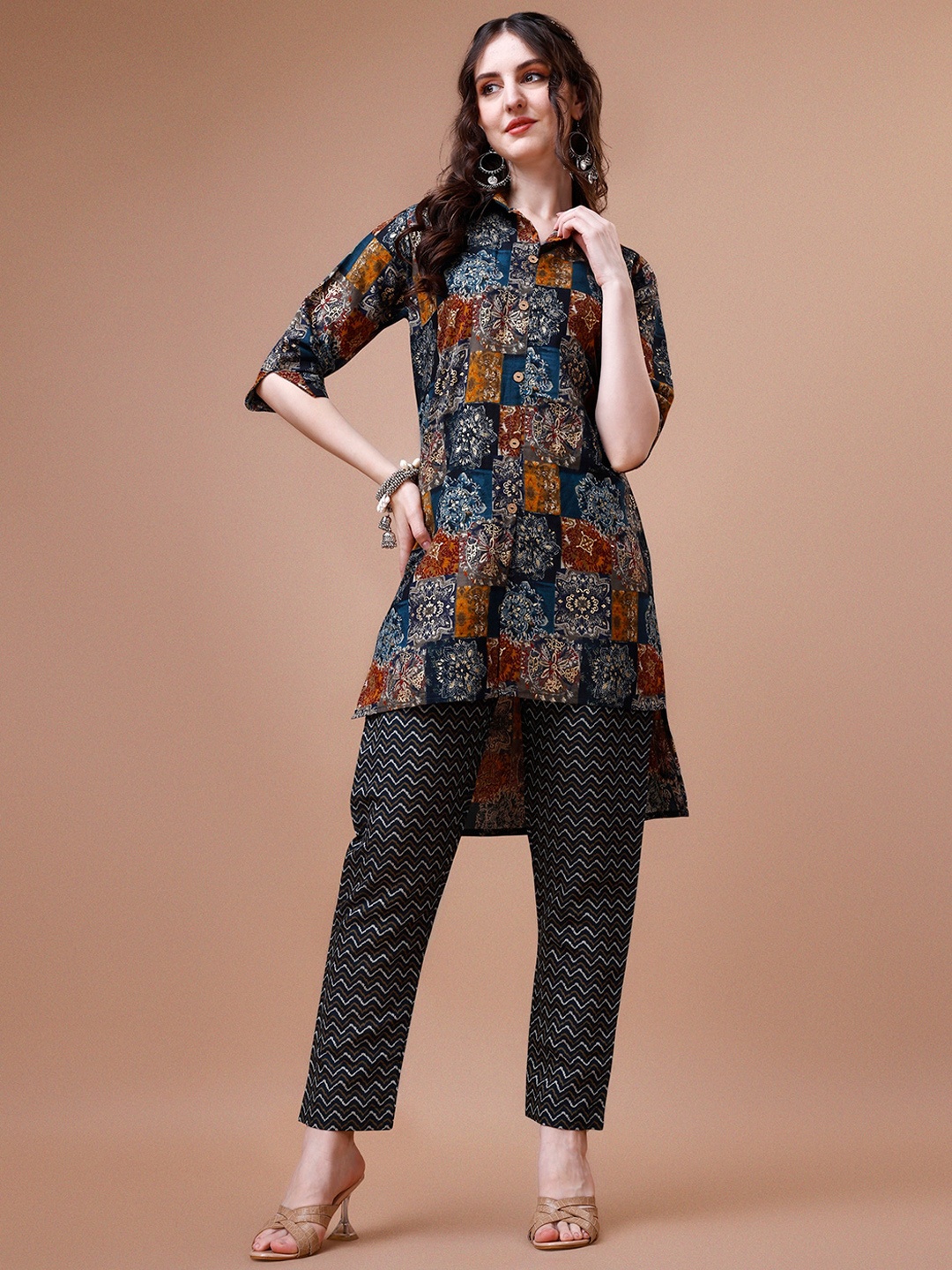 

KALINI Ethnic Motifs Printed Shirt Collar Kurta Set, Teal