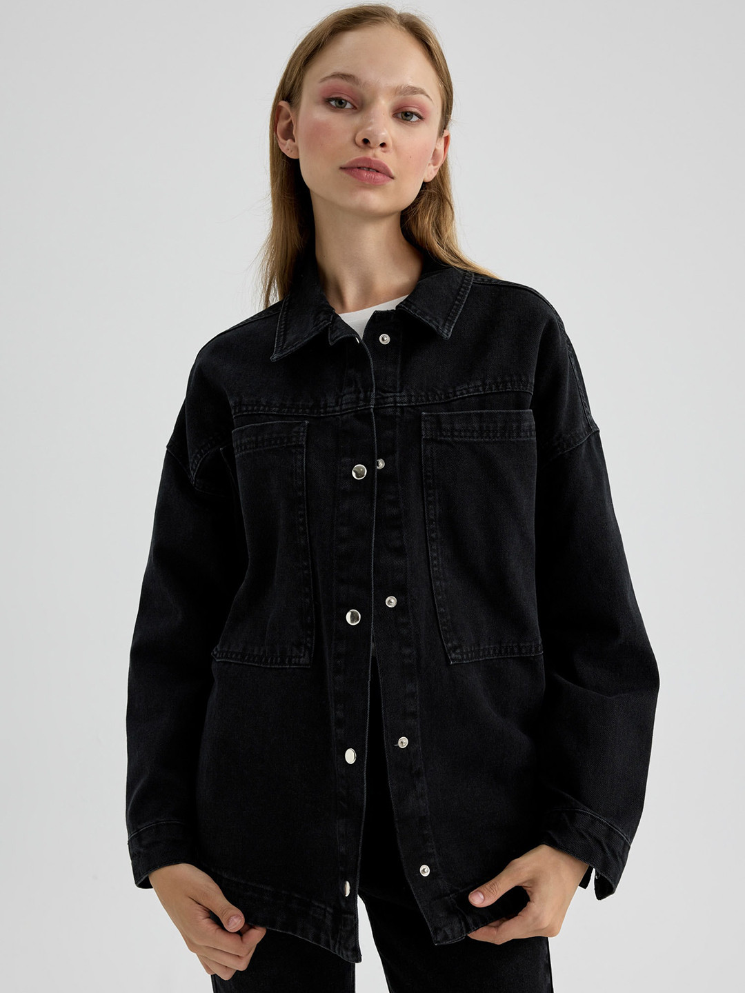 

DeFacto Spread Collar Long Collar Pure Cotton Denim Jacket, Black