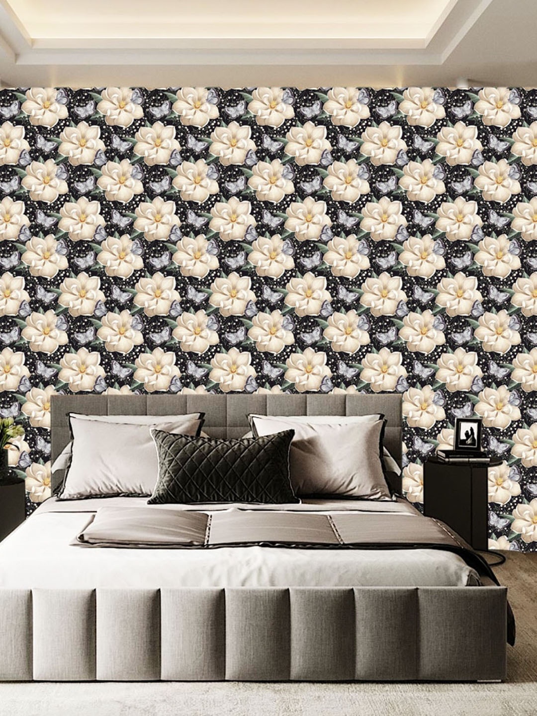 

WallDaddy Black & Yellow Sunflower Printed Self-Adhesive Wallpaper