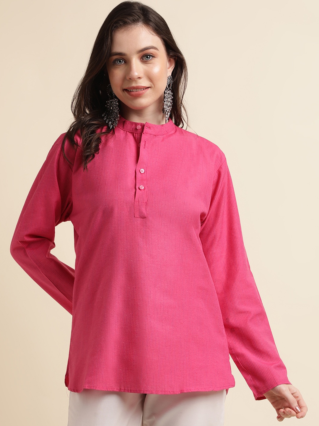 

Sangria Mandarin Collar Cotton Short Kurti, Pink
