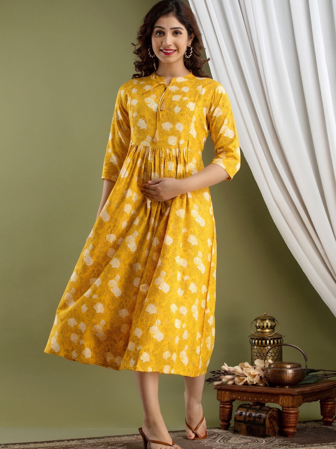 

Henal Floral Printed Mandarin Collar Cotton A-Line Maternity Kurta, Yellow